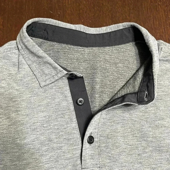 Lululemon Evolution Short-Sleeve shirt - Picture 4 of 7